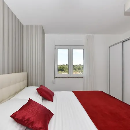 Апартаменты Gravic 1 *